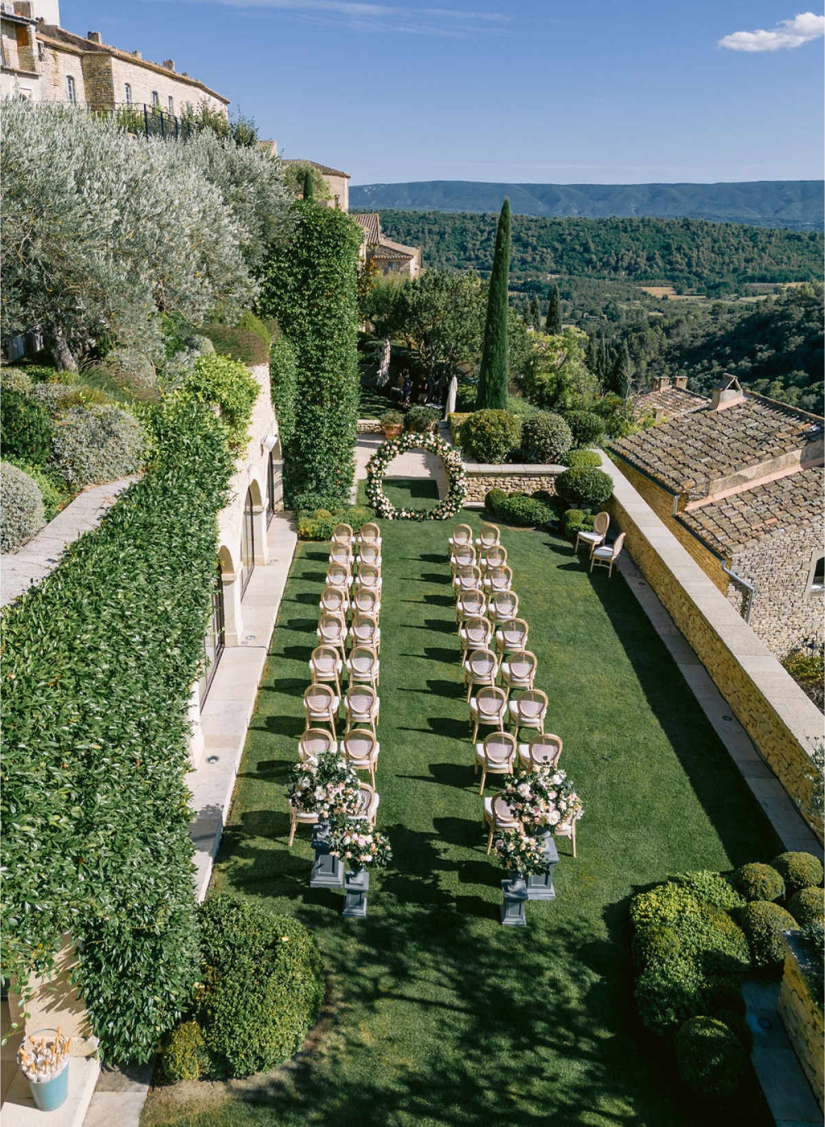 Bastide de Gordes venue - Wedding Planner Provence