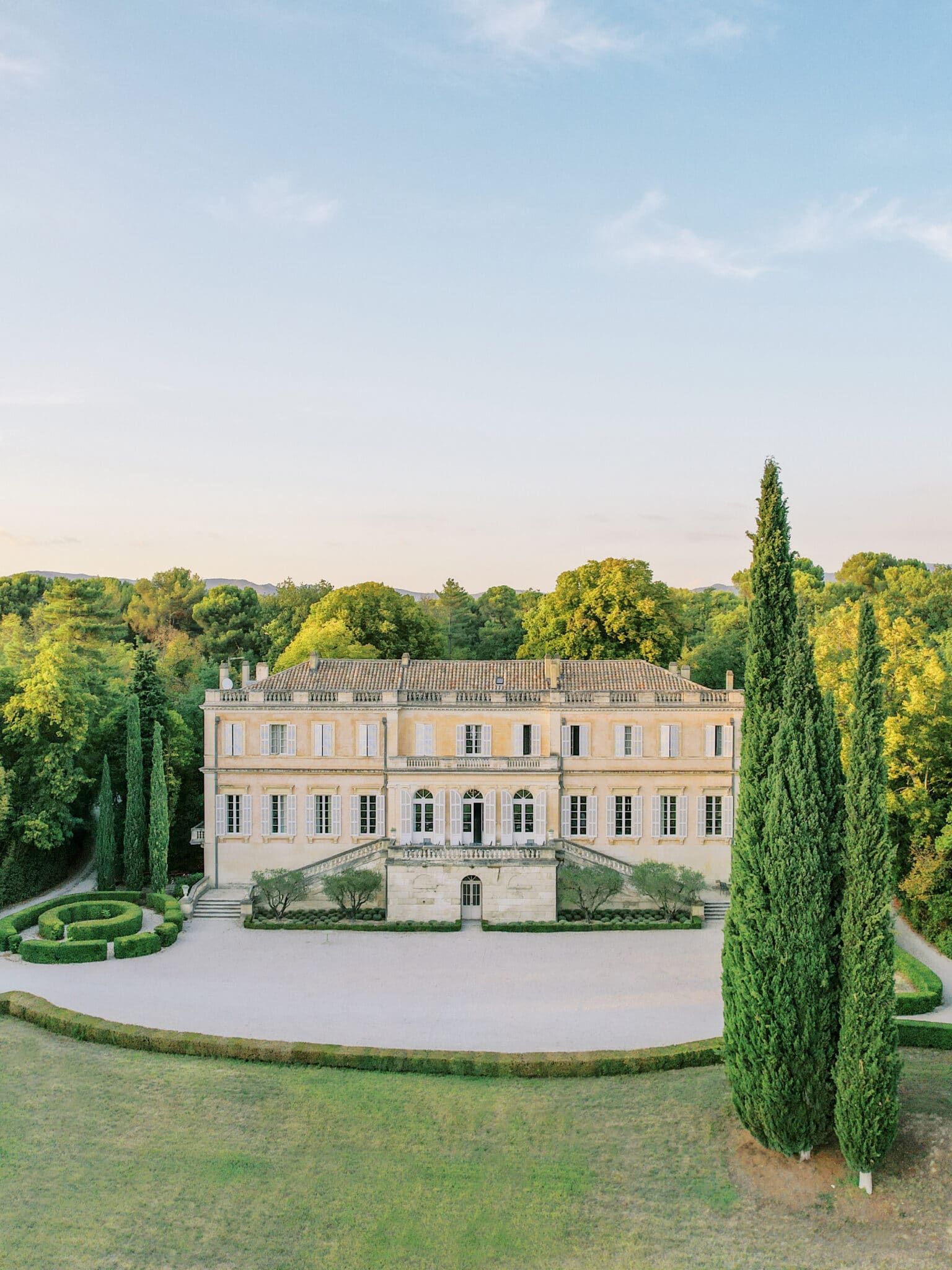 Chateau Martinay front - Wedding Planner Provence