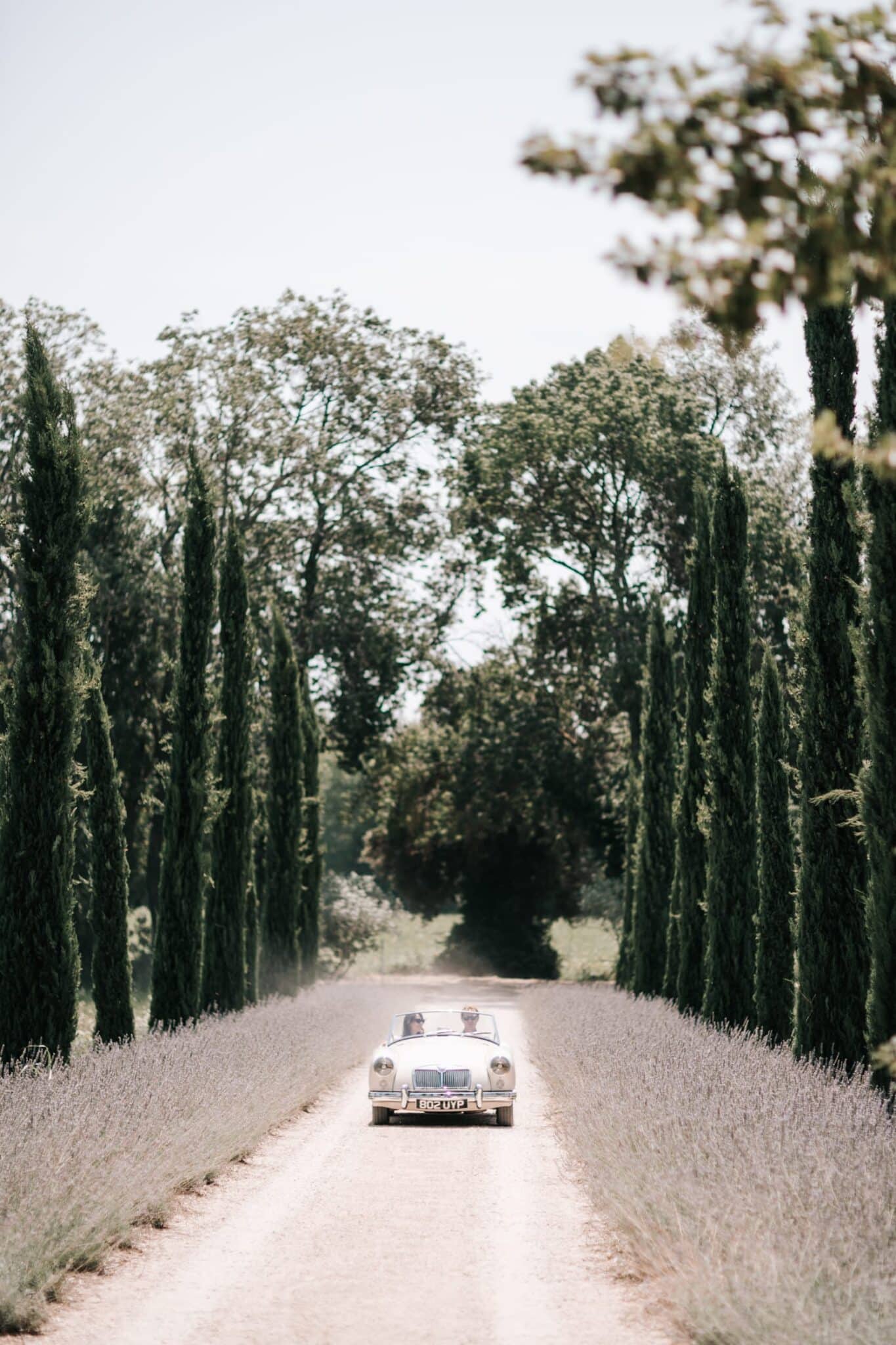 Domaine de Lamanon car - Wedding Planner Provence
