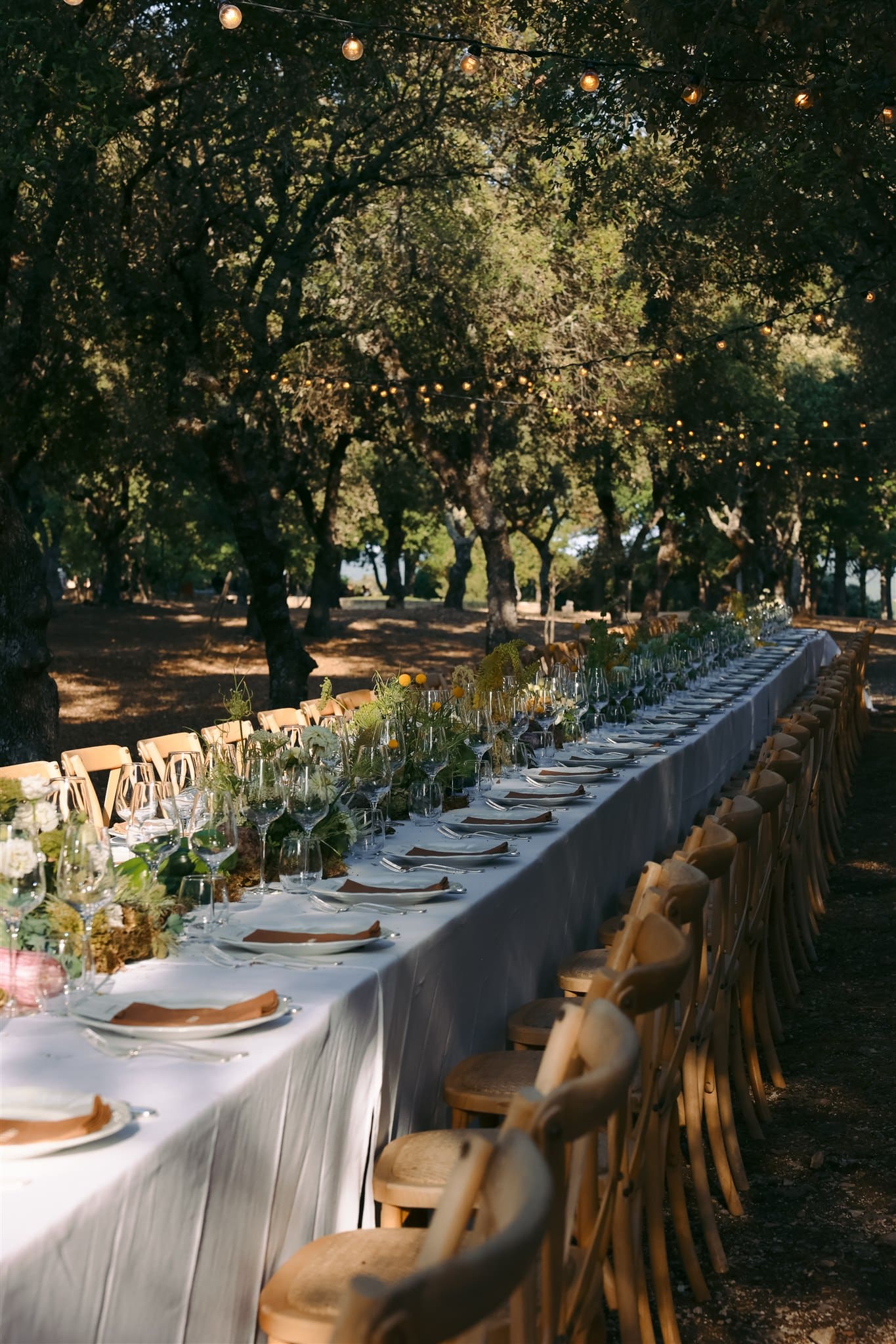 Juliette and Amelio's wedding table decoration - Wedding planner provence